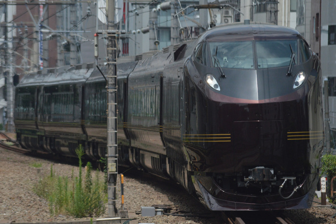 【JR東】E655系「和」TR車組み込み回送