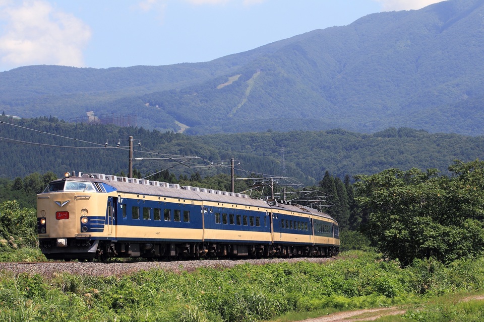 【JR東】583系使用の快速あいづ運転の拡大写真