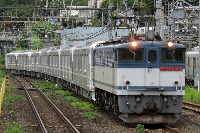 【メトロ】13000系13102F 甲種輸送を小田原駅で撮影した写真