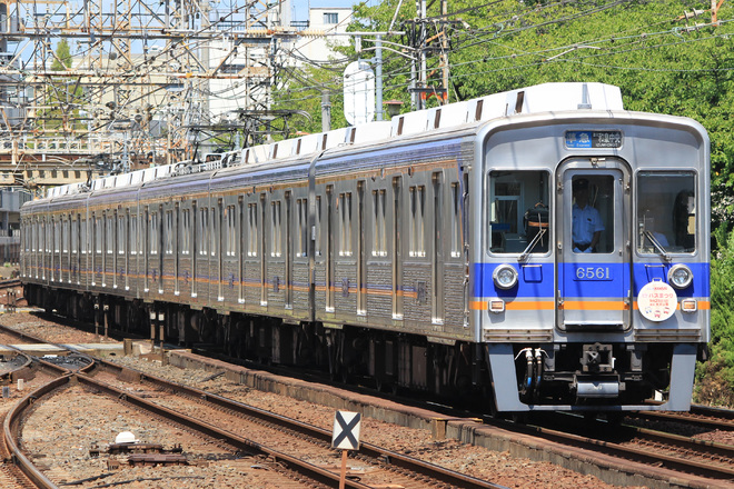 【南海】『第16回 スルッとKANSAI バスまつり』ヘッドマーク掲出を住吉東駅で撮影した写真