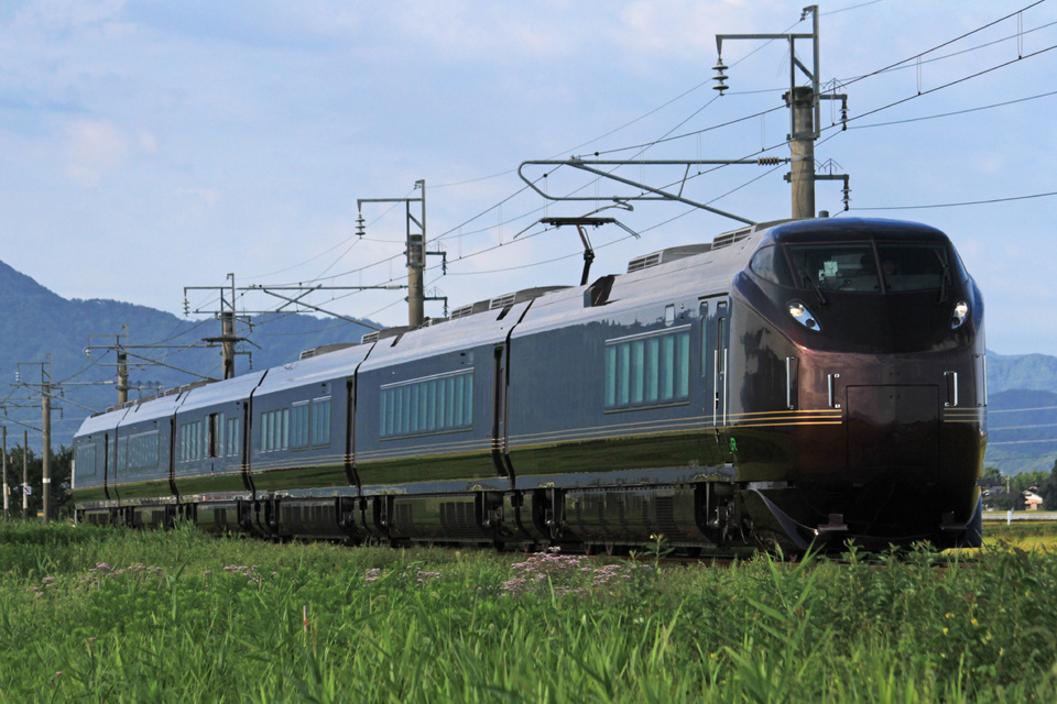 【JR東】｢第36回豊かな海づくり大会｣開催に伴う御召列車運転の拡大写真