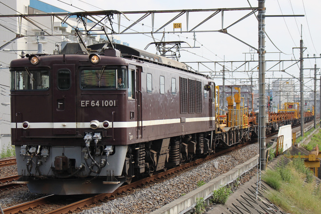 【JR東】EF64-1001牽引新津工臨を南流山駅で撮影した写真