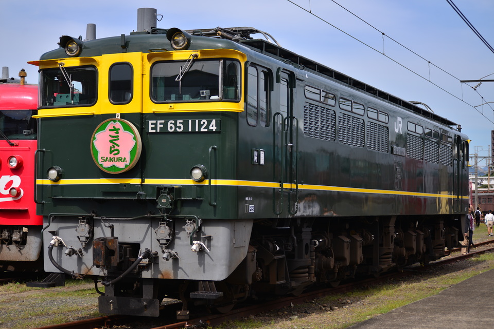 【JR西】下関総合車両所一般公開(EF65-1124展示編)の拡大写真