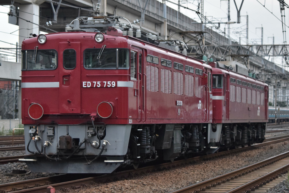 【JR東】ED75-759 秋田総合車両センター入場配給の拡大写真