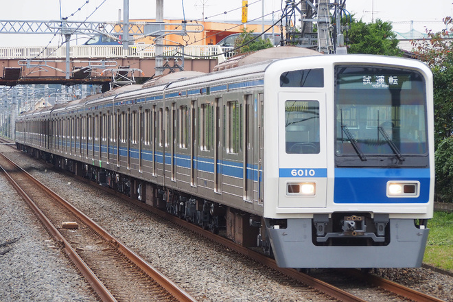 【西武】 6000系6110F 性能確認試運転を武蔵藤沢駅で撮影した写真