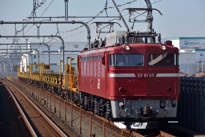 【JR東】EF81-80牽引 横浜羽沢工臨返空を越谷レイクタウン駅で撮影した写真