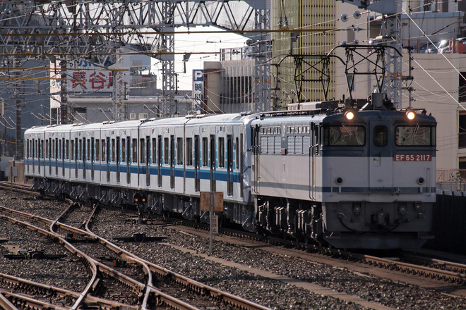 【横市交】横浜市交通局3000形5次車 甲種輸送を浜松駅駅で撮影した写真