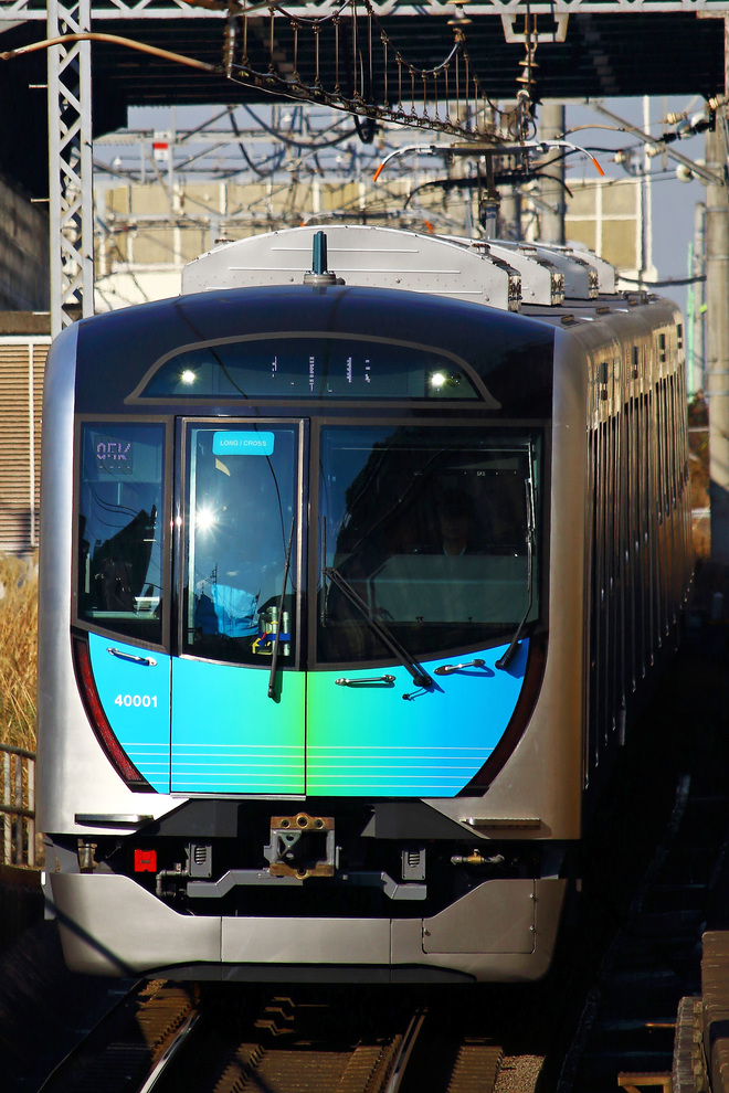 【西武】40000系40101F 東急線内試運転を田園調布駅で撮影した写真