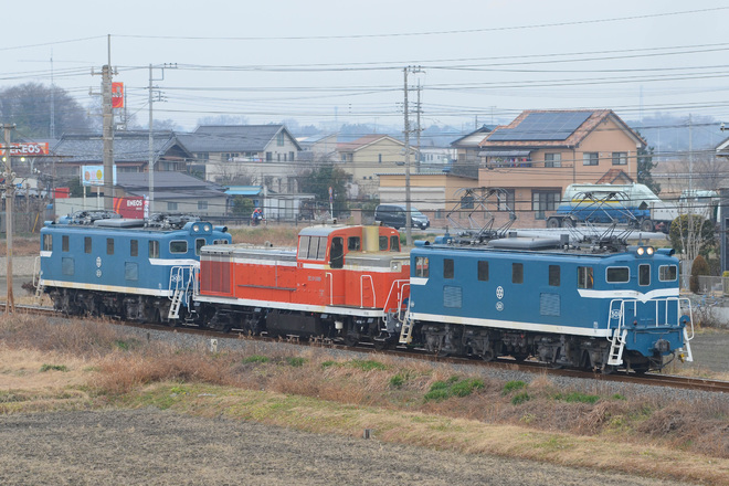 【東武】DE10-1099 甲種輸送（秩父鉄道線内）を明戸～大麻生間で撮影した写真