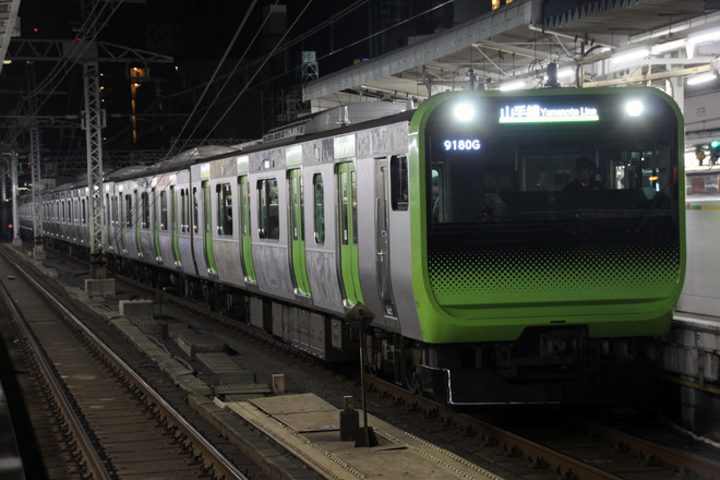 【JR東】終夜運転実施(2016~2017)を神田駅で撮影した写真