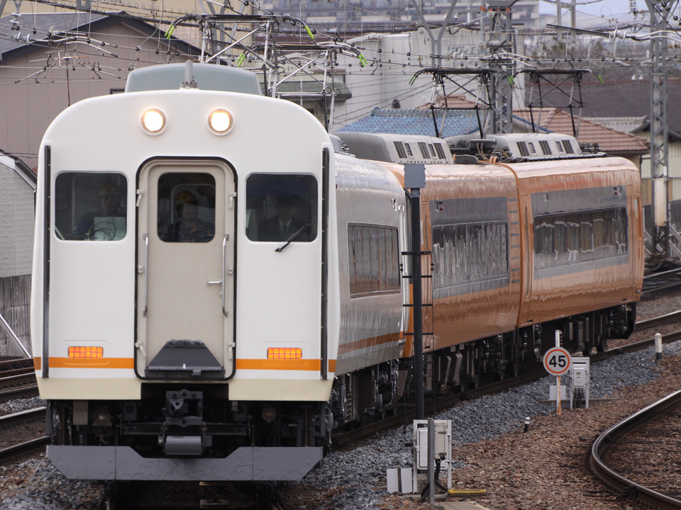 【近鉄】21000系UB02（簡易運転台付）出場試運転の拡大写真