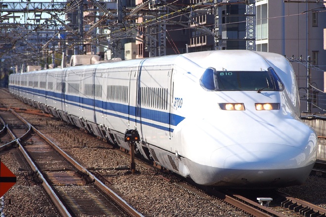 【JR海】東海道新幹線から700系16両編成の「ひかり」消滅を新横浜駅で撮影した写真