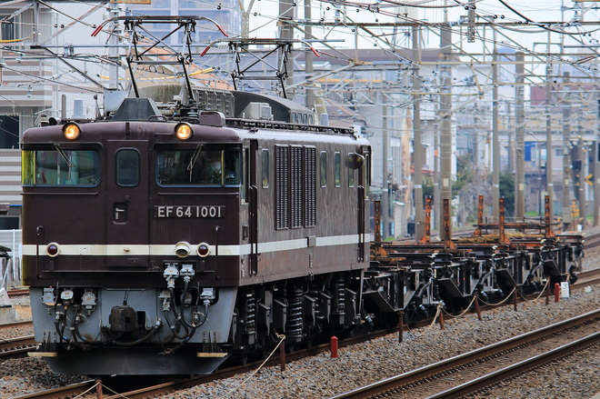 【JR東】EF64-1001牽引 高崎操工臨返空を馬橋駅で撮影した写真