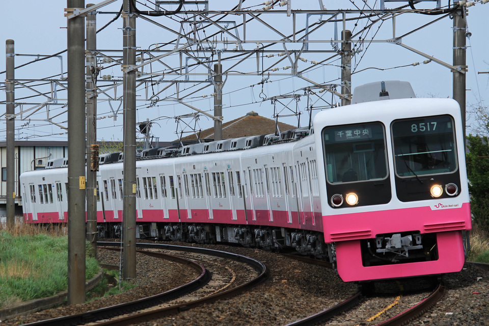 【新京成】8000形8518編成 新塗装で運行開始の拡大写真