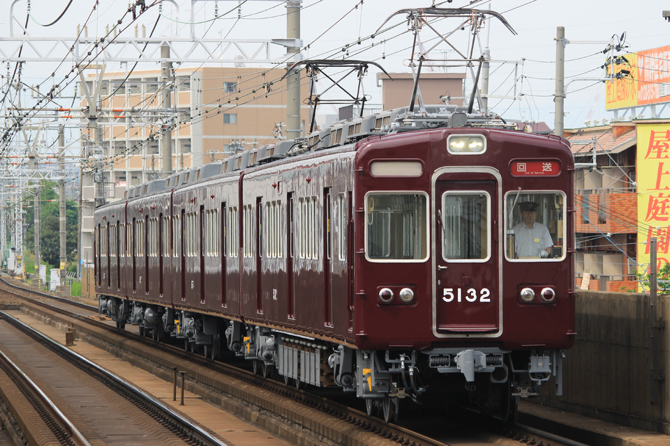 【阪急】5100系・5132F返却回送の拡大写真