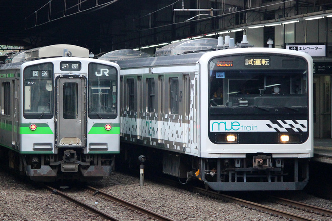【JR東】E127系ニイV12編成 配給輸送を新秋津駅で撮影した写真