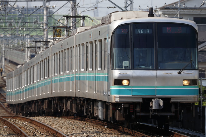 【メトロ】9000系9119F 返却回送を北綾瀬駅で撮影した写真