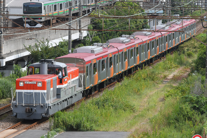 【東急】6000系 中間増備車甲種輸送を鶴見～新鶴見間で撮影した写真