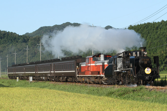 【JR西】快速「ありがとうレトロ客車」運転を徳佐～船平山間で撮影した写真