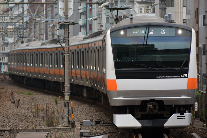 【JR東】E233系T22編成東京総合車両センター入場を恵比寿駅で撮影した写真