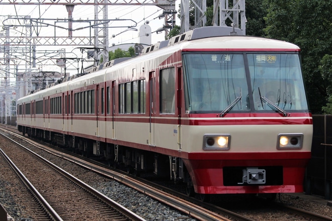 【西鉄】8000形定期営業運用終了を高宮駅で撮影した写真