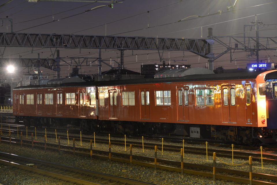 【JR西】103系2両が京都鉄道博物館への拡大写真