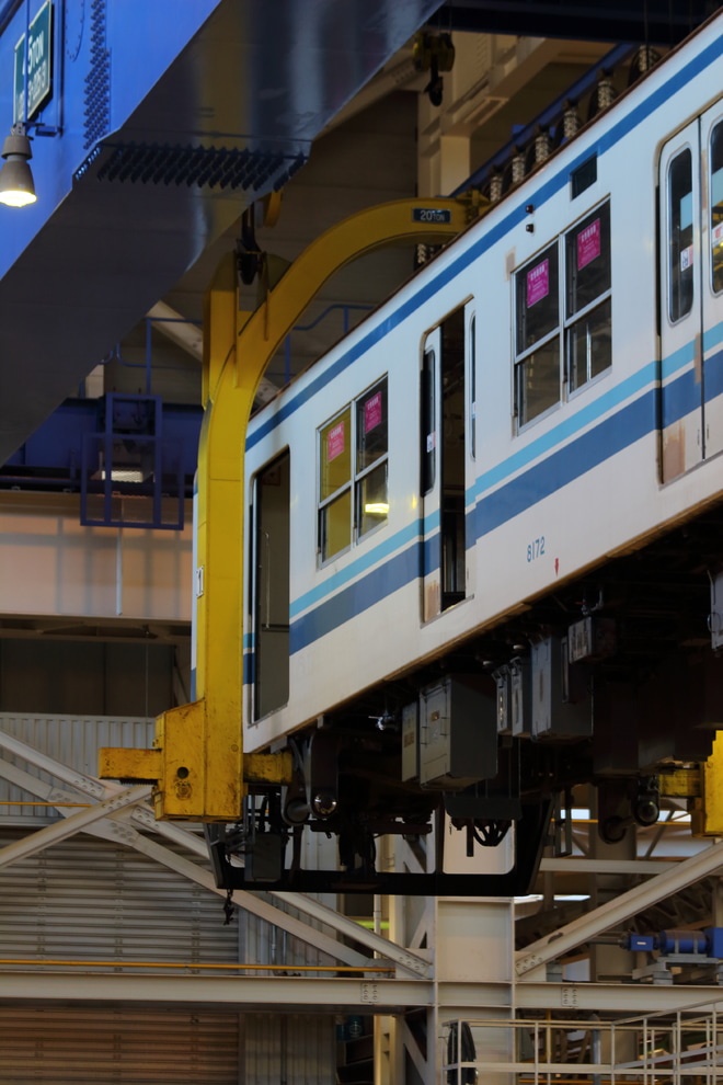 吊り上げ実演では8172Fの8172号車が使用されました。