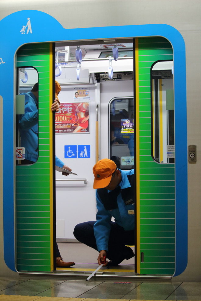 【西武】40000系40103Fみなとみらい線内試運転を日本大通り駅で撮影した写真