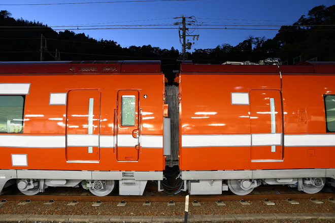 【小田急】70000形甲種輸送を用宗駅で撮影した写真