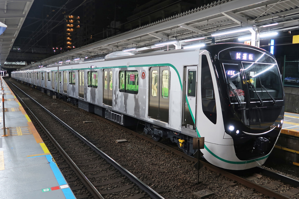 【東急】2020系2121F 深夜試運転の拡大写真