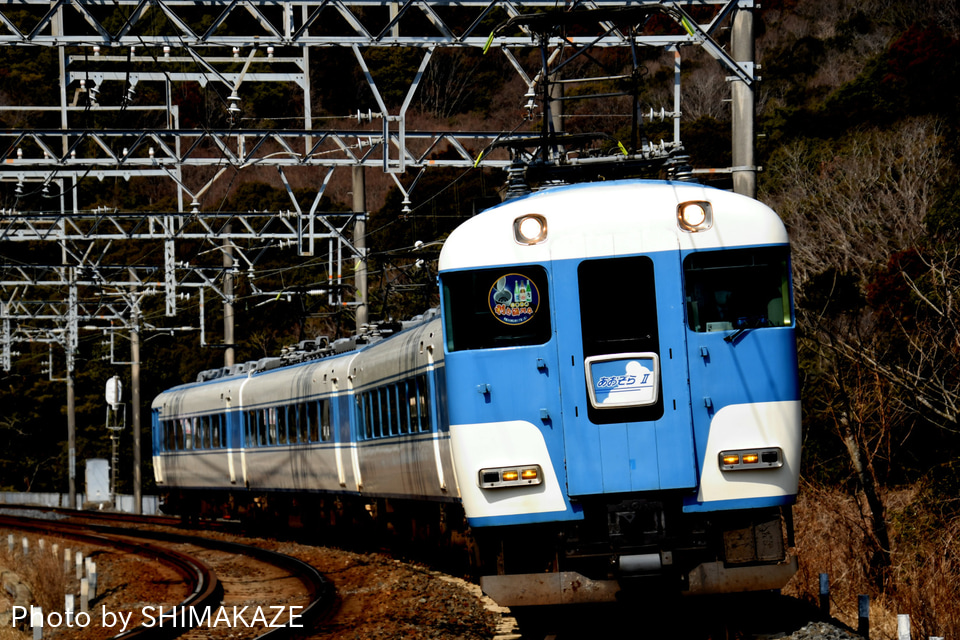 【近鉄】15200系 PN06使用の利き酒列車の拡大写真