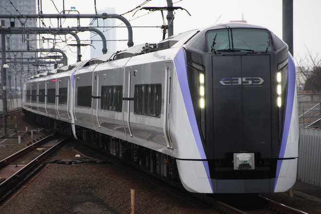 【JR東】E353系モトS103編成+モトS203編成 運用調整回送を東小金井駅で撮影した写真