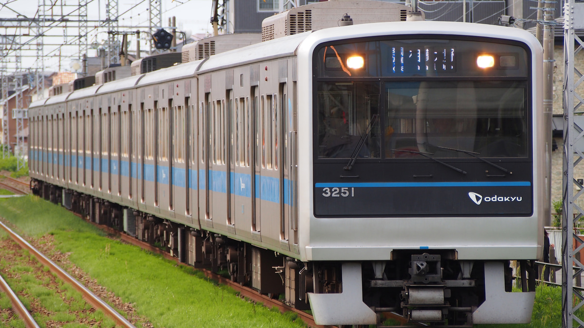 小田急 3000形3251fがフルカラーledに交換 2nd Train鉄道ニュース