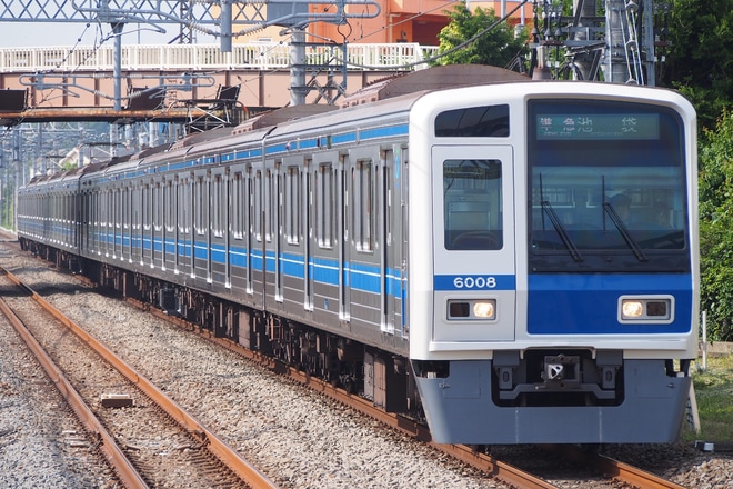 【西武】6000系6108F 機器更新を実施して営業運転復帰を武蔵藤沢駅で撮影した写真