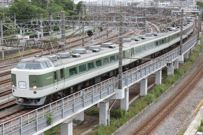 【JR東】「横浜セントラルタウンフェスティバルY159」記念列車運転を大船～本郷台間で撮影した写真