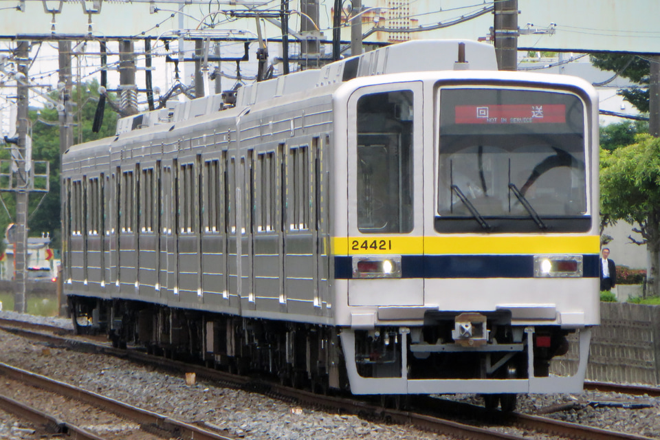 【東武】20000系21421F(リニューアル車) 初の日中走行の拡大写真