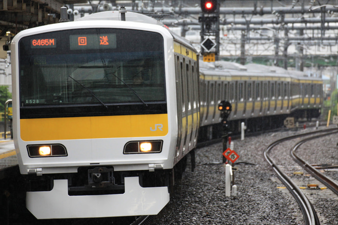 【JR東】E231系ミツA528編成　東京総合車両センター出場を大崎駅で撮影した写真