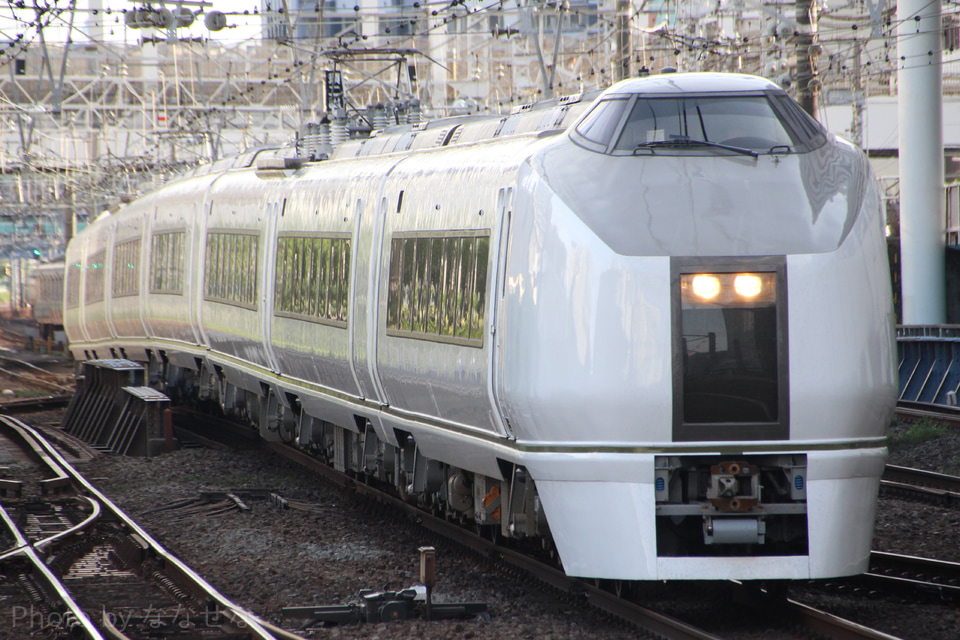 【JR東】651系カツK103編成使用「ぶらり鎌倉・横浜号」の拡大写真