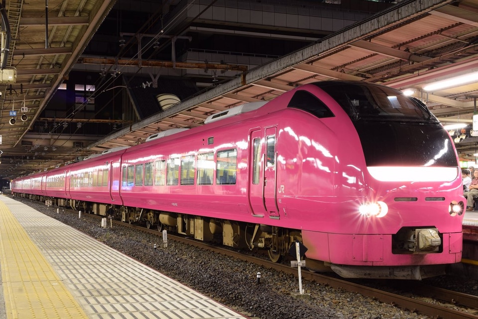 【JR東】上野発で男鹿ナマハゲロック号が運転の拡大写真