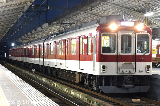 【近鉄】鳥羽みなとまつり臨時列車を宇治山田駅で撮影した写真
