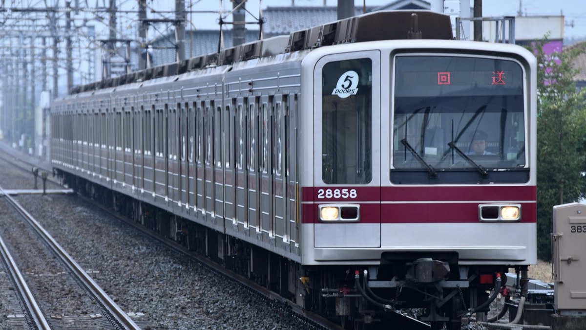 東武】20050系21858F北館林荷扱所へ回送 |2nd-train鉄道ニュース