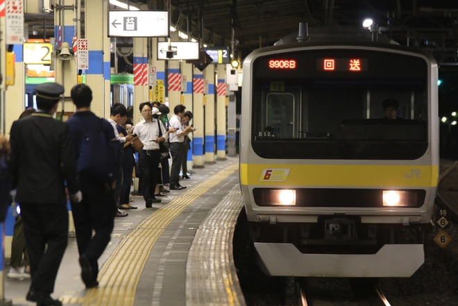 【JR東】E231系ミツB12編成 臨時回送を船橋駅で撮影した写真