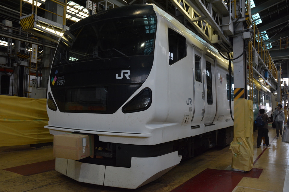 【JR東】長野総合車両センターで「JR長野 鉄道フェスタ2018」を開催。の拡大写真
