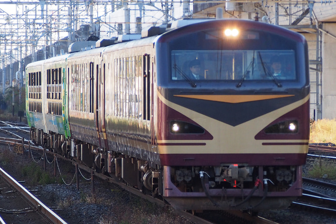 【JR東】快速「風っこ湯けむり紅葉」号運転を東仙台駅で撮影した写真