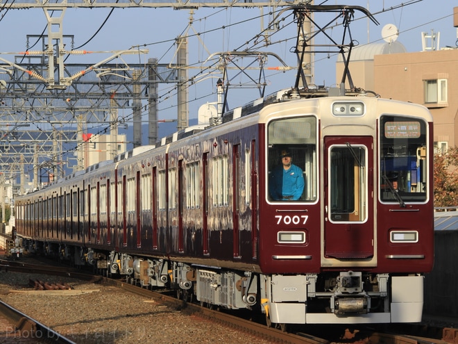 【阪急】7000系 7007F出場試運転を茨木市駅で撮影した写真
