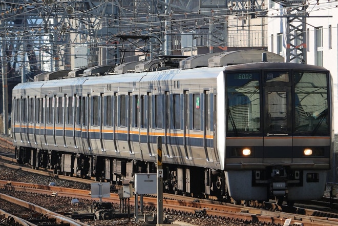 【JR西】207系H15編成が吹田総合車両所へを尼崎駅で撮影した写真