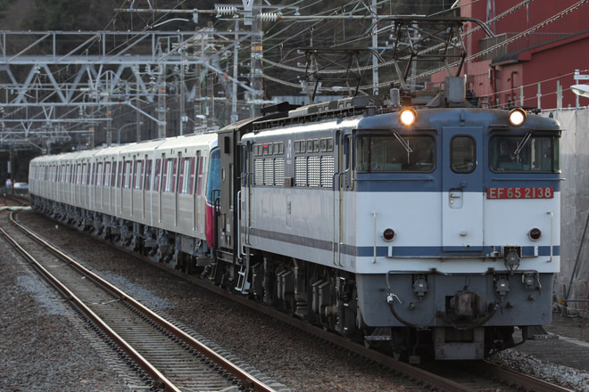 【都営】12-600形12-701F 甲種輸送を富士川駅で撮影した写真