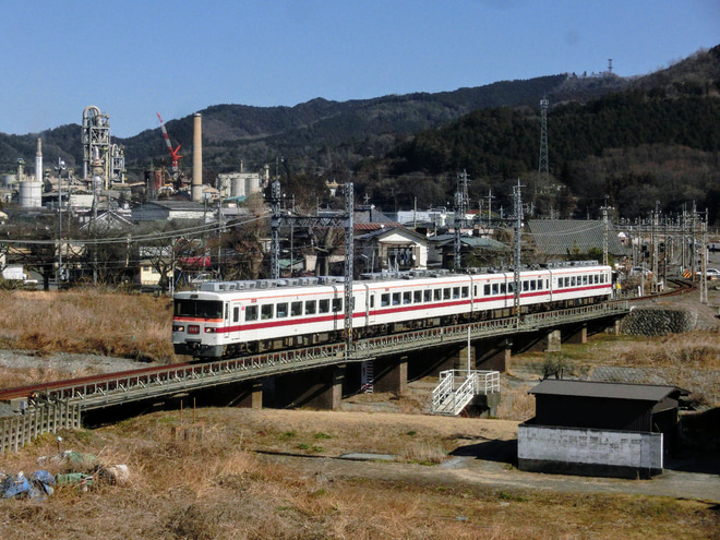 【東武】350系352Fを使用した野田線や佐野線を走る団臨を葛生～多田間で撮影した写真