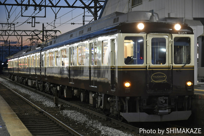 【近鉄】2013系 XT07つどい貸切(20190214)を白子駅で撮影した写真