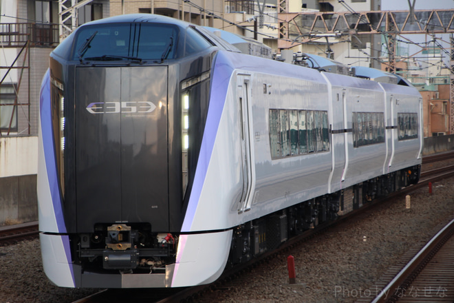 【JR東】E353系モトS210編成 J-TREC出場試運転を西荻窪駅で撮影した写真